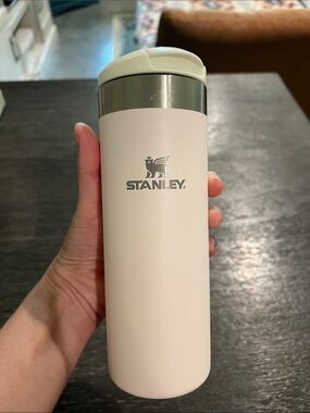 cheap stanley mug The Quencher H2.O FlowState Tumbler with Handle & Straw